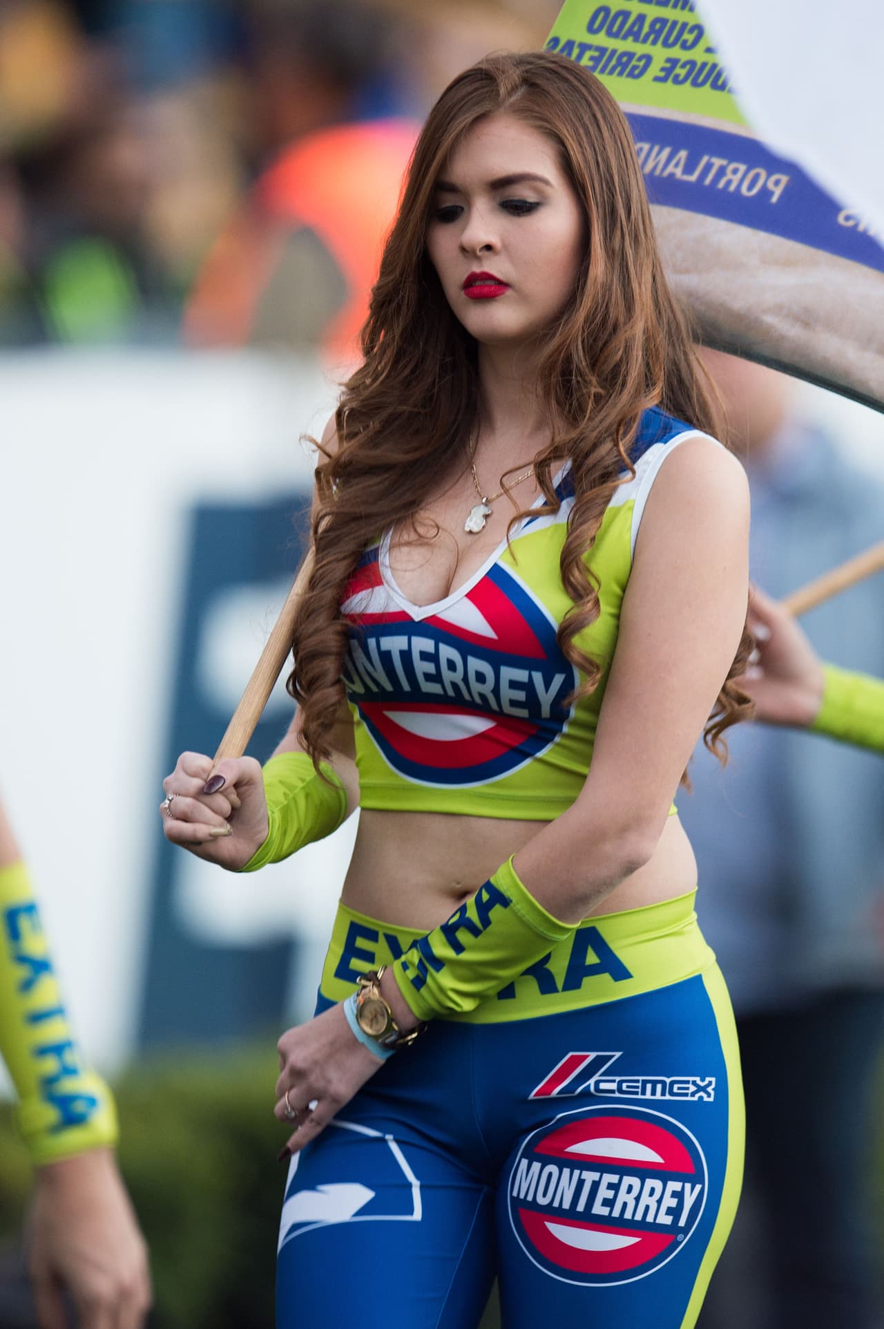 La belleza de las porristas en la fecha 2