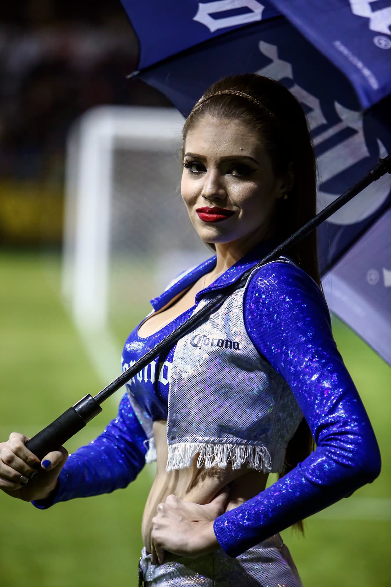 La belleza de las porristas en la fecha 2