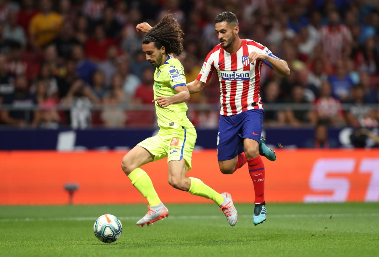 Marc Cucurella del Getafe es un prometedor canterano del FC Barcelona que la temporada anterior militó en el Eibar.