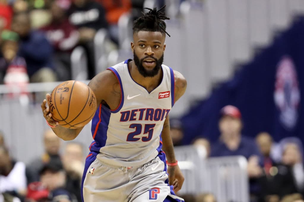 <b>Reggie Bullock</b> jugó la campaña pasada con los Detroit Pistons y los LA Lakers en un año complicado, un contrato por dos temporadas y 21 millones de dólares deben servirle como aliciente para un nuevo comienzo.