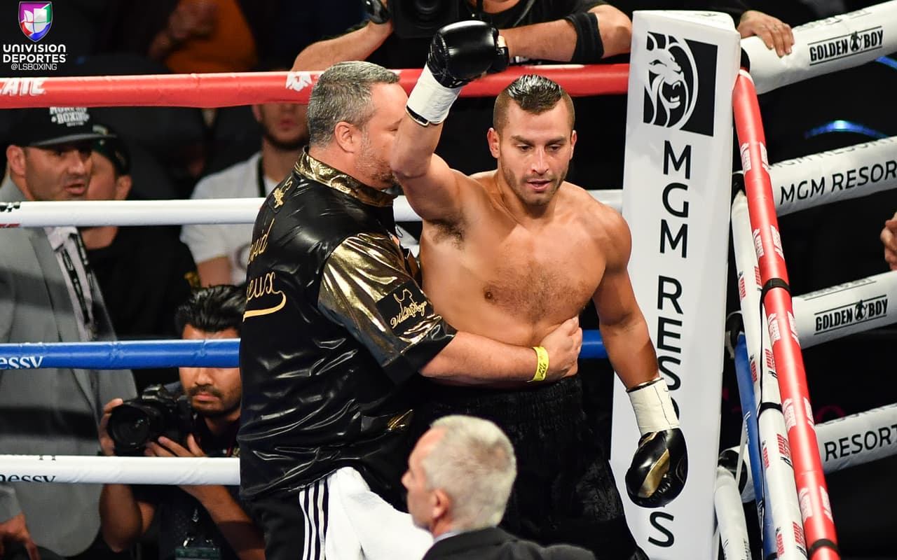 El excampeón mundial de peso medio por la Organización Mundial de Boxeo (WBO) el canadiense David Lemieux tuvo una noche mucho más corta de lo anticipado.