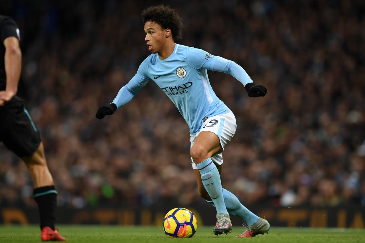 En la cancha, Manchester City fue el que más dominio de balón tuvo contra un West Ham que se resguardó para evitar riesgos.