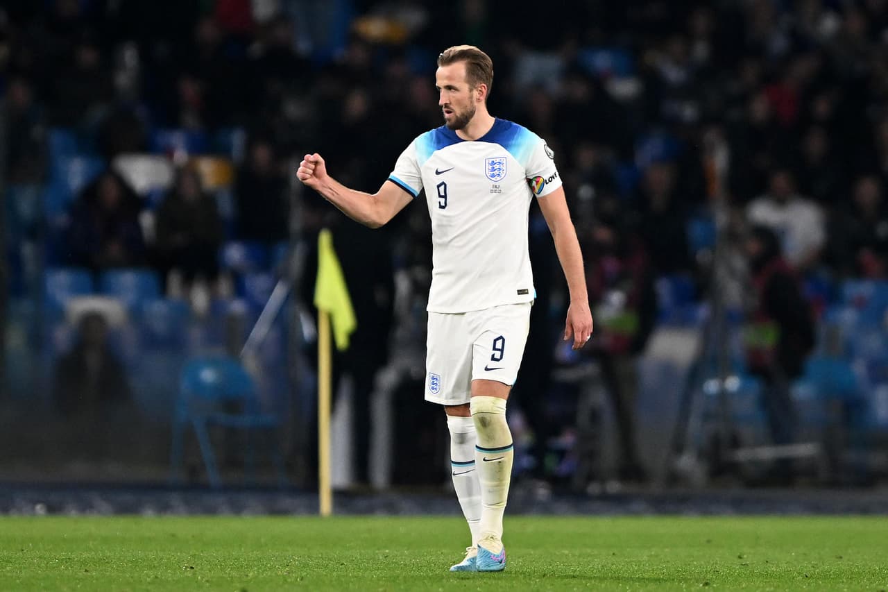 Harry Kane, máximo goleador de Inglaterra, por encima de Wayne Rooney y Sir Bobby Charlton
<b>.</b>