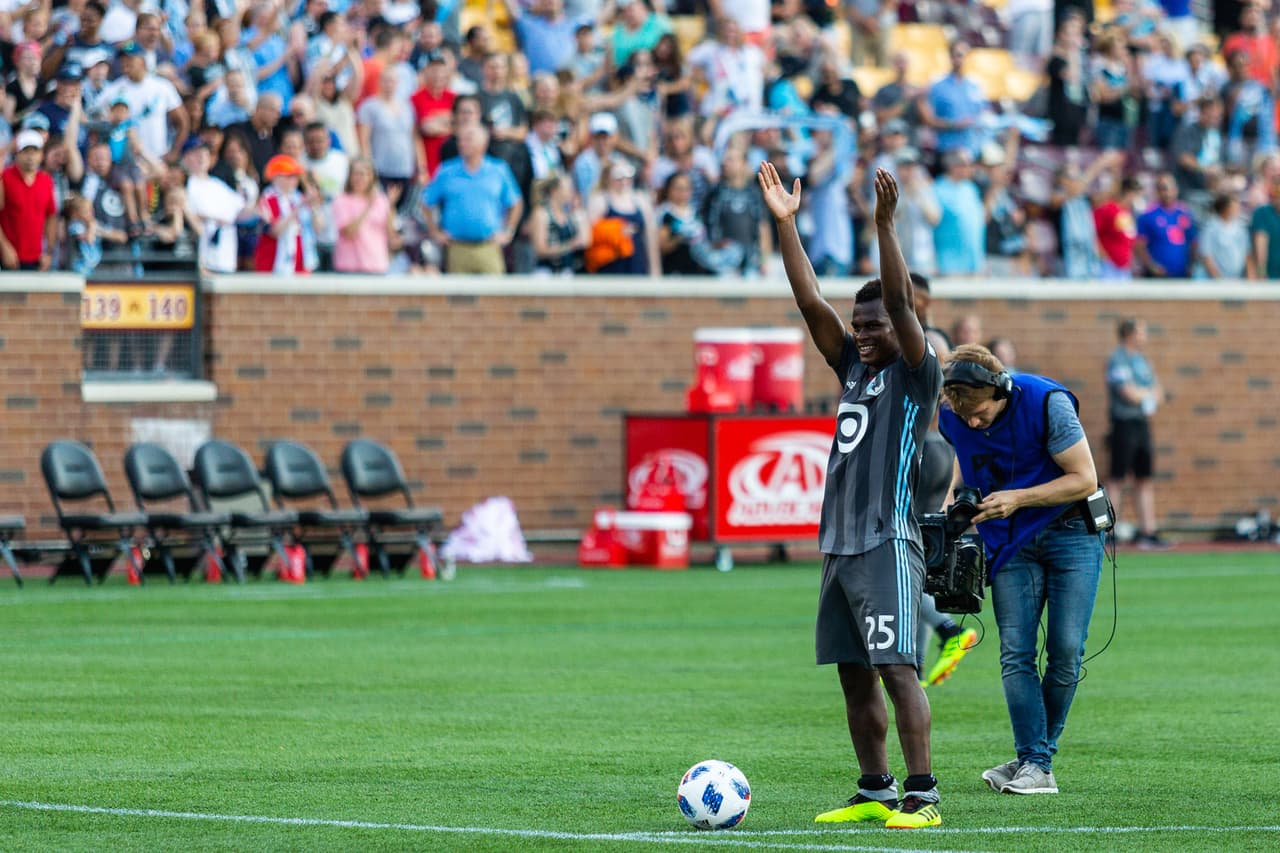 El ex de América se reportó con tres goles –su primer triplete desde el 14 de abril de 2014 jugando para Santos Laguna– y lideró al triunfo de su equipo por 4-3 ante la escuadra canadiense.
