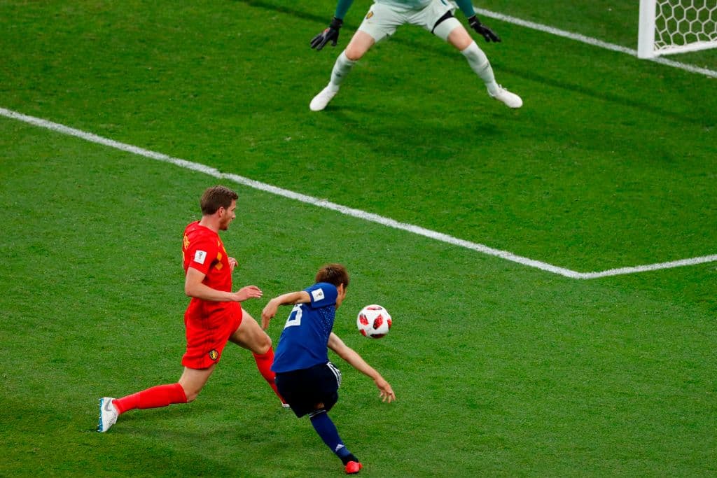 Tres minutos del segundo tiempo y Japón se fue adelante. Genki Haraguchi (8) sacó un zapatazo de derecha, cruzado que batió a Thibaut Courtois a los 48 minutos para sorprender a los belgas.