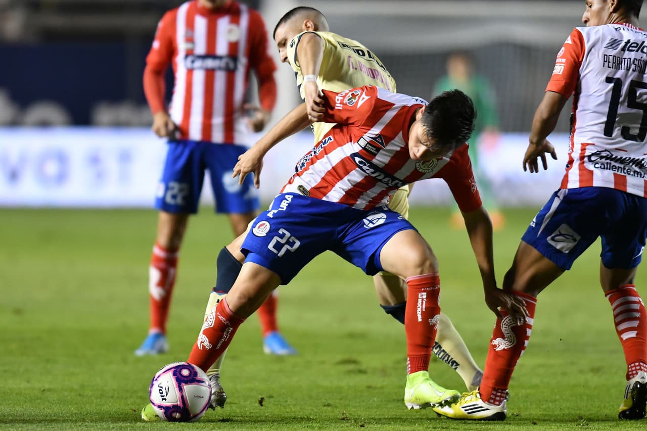 Con gol de Roger Martínez al minuto 51 el América consgue los tres puntos.
