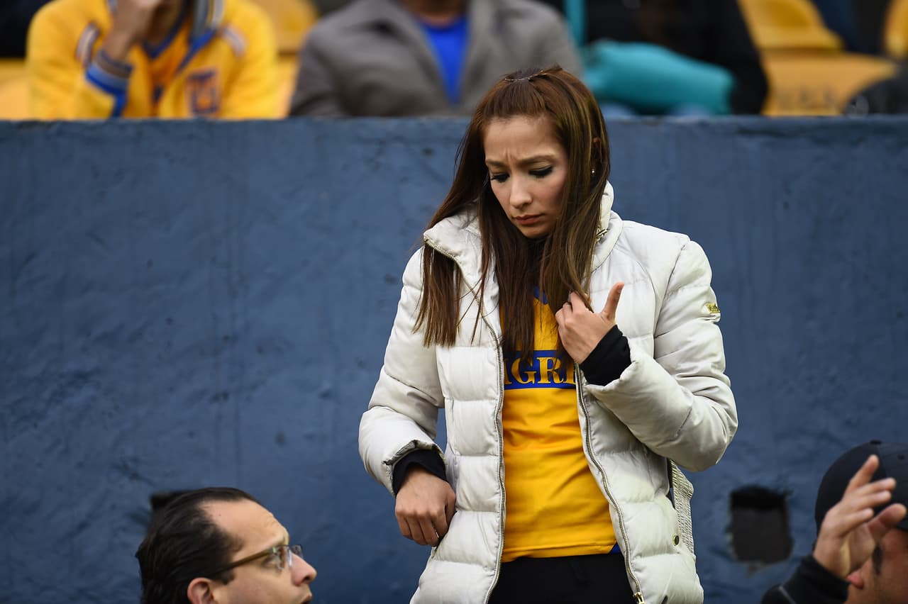 El colorido de la afición en la Jornada 8