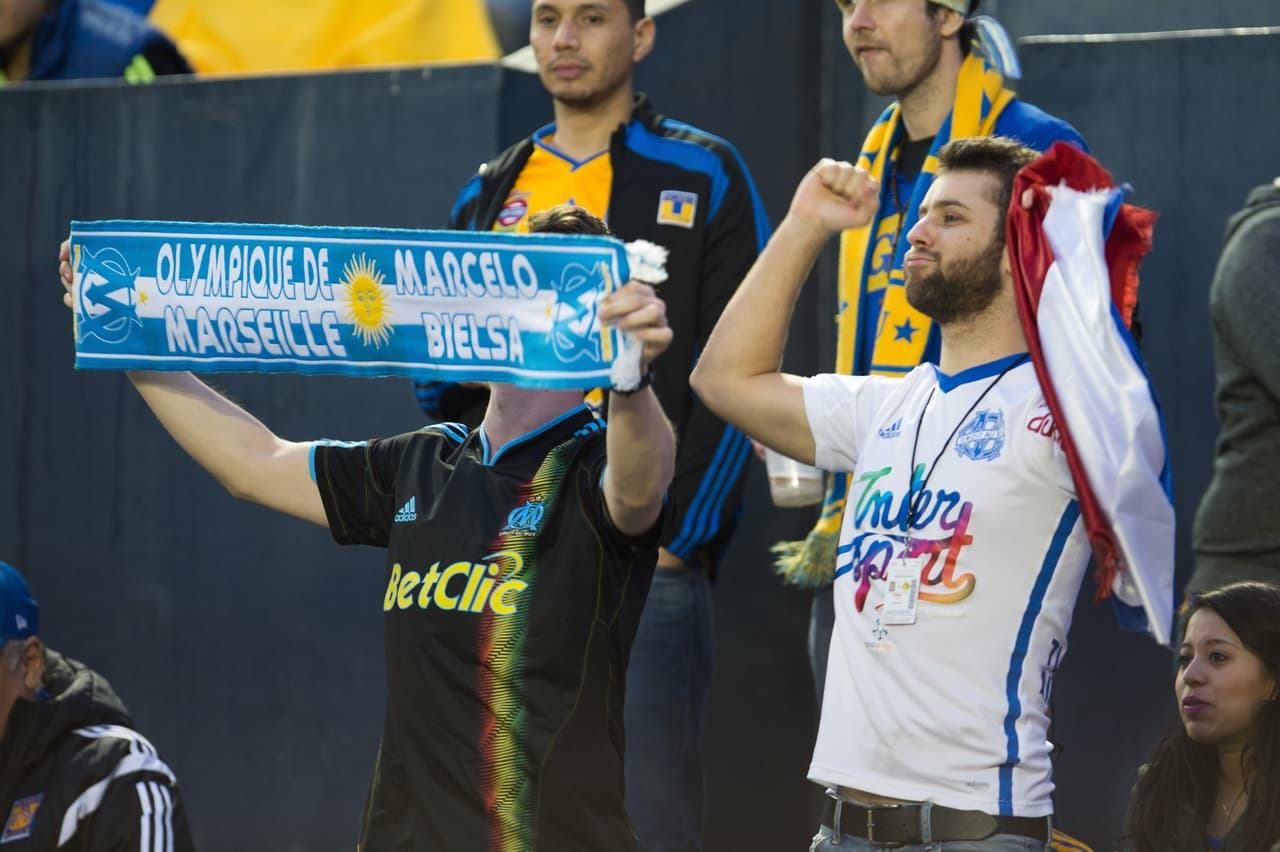 El colorido de la afición en la Jornada 8