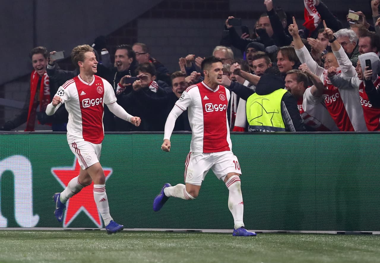 Llegó a siete goles en la presente edición de la Champions League y 15 en toda la temporada, con los ocho que tiene en la Eredivisie.