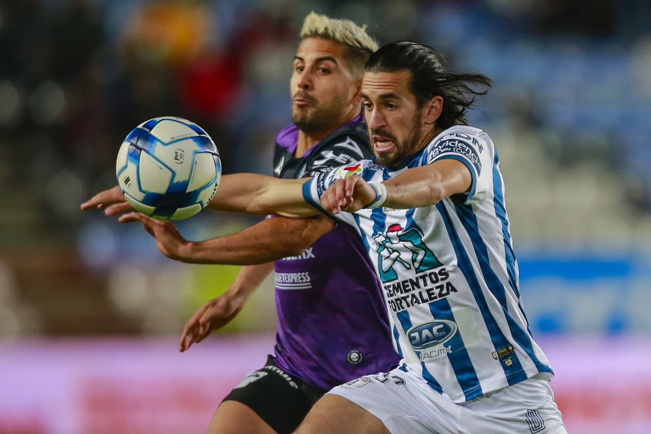 La delantera de Pachuca sale con la pólvora encendida golean 3-1 a Mazatlán y toman el liderato momentáneo del torneo.