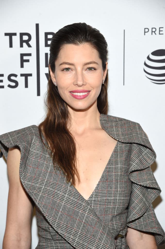 “Me he convertido en una experta y fan de ver episodios piloto, primeros capítulos, y de leer y leer propuestas. Siempre analizo y veo, no me cierro a nada porque cualquier propuesta puede ser muy interesante si está bien planteada”, afirmó la actriz.
<br>