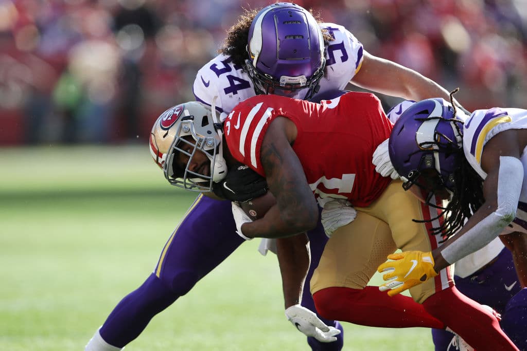 San Francisco se impone 27-10 a los Minnesota Vikings en el Levi's Stadium.