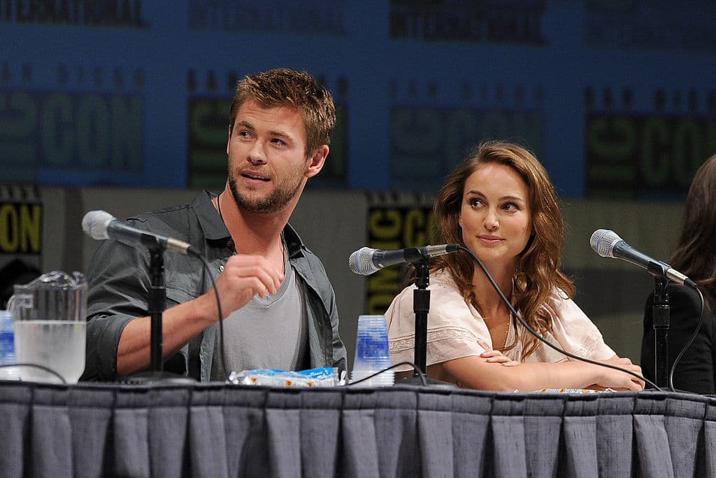 Portman ahora empuñará el poderoso martillo Mjolnir al lado de Chris Hemsworth.