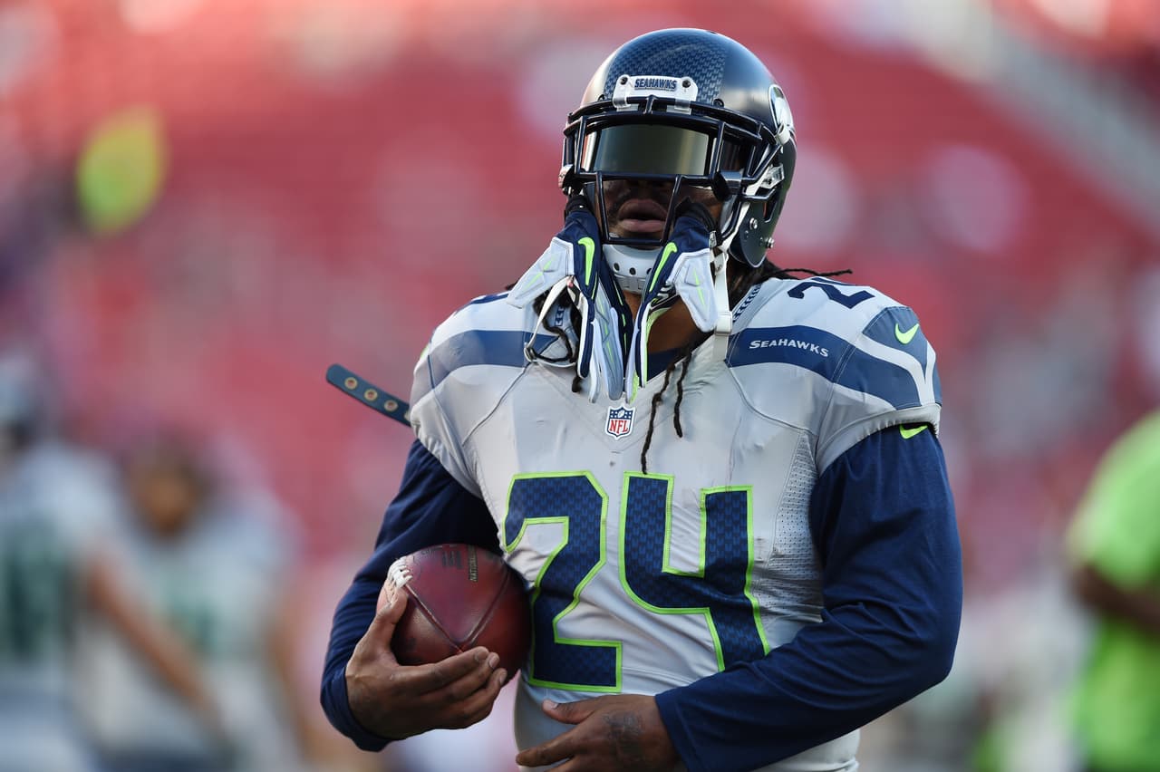 SANTA CLARA, CA - OCTOBER 22: Marshawn Lynch #24 of the Seattle Seahawks warms up prior to playing the San Francisco 49ers in their NFL game at Levi's Stadium on October 22, 2015 in Santa Clara, California. (Photo by Thearon W. Henderson/Getty Images)