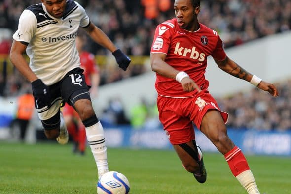 Tottenham se vio las caras con el Charlton Athletic.