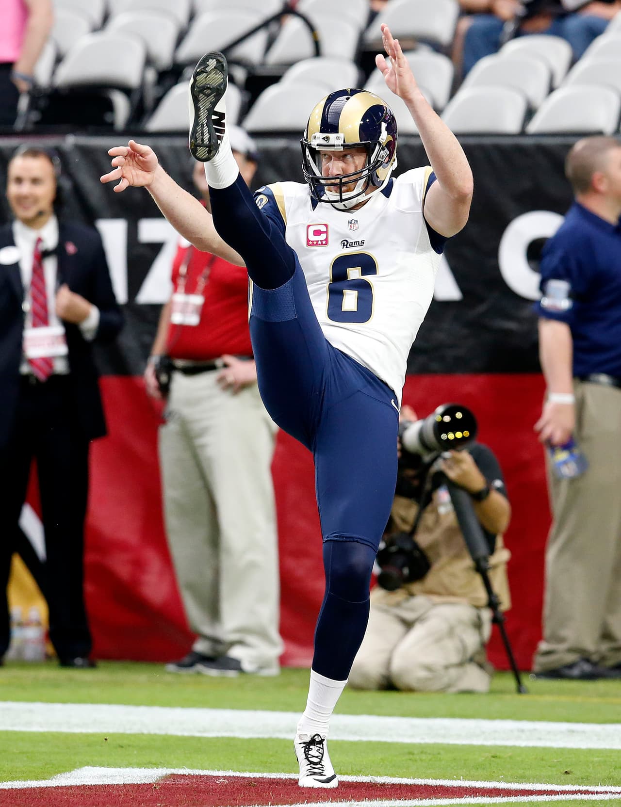 Jugador Equipos Especiales del Mes de Octubre NFC: P Johnny Hekker, St. Louis Rams.