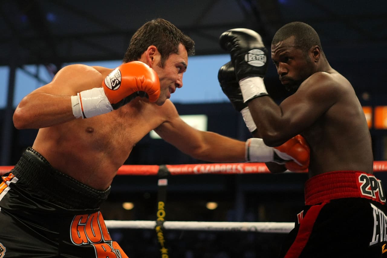 2008 - Óscar De La Hoya Vs. Steve Forbes / Victoria de De la Hoya en el MGM Grand (Las Vegas)