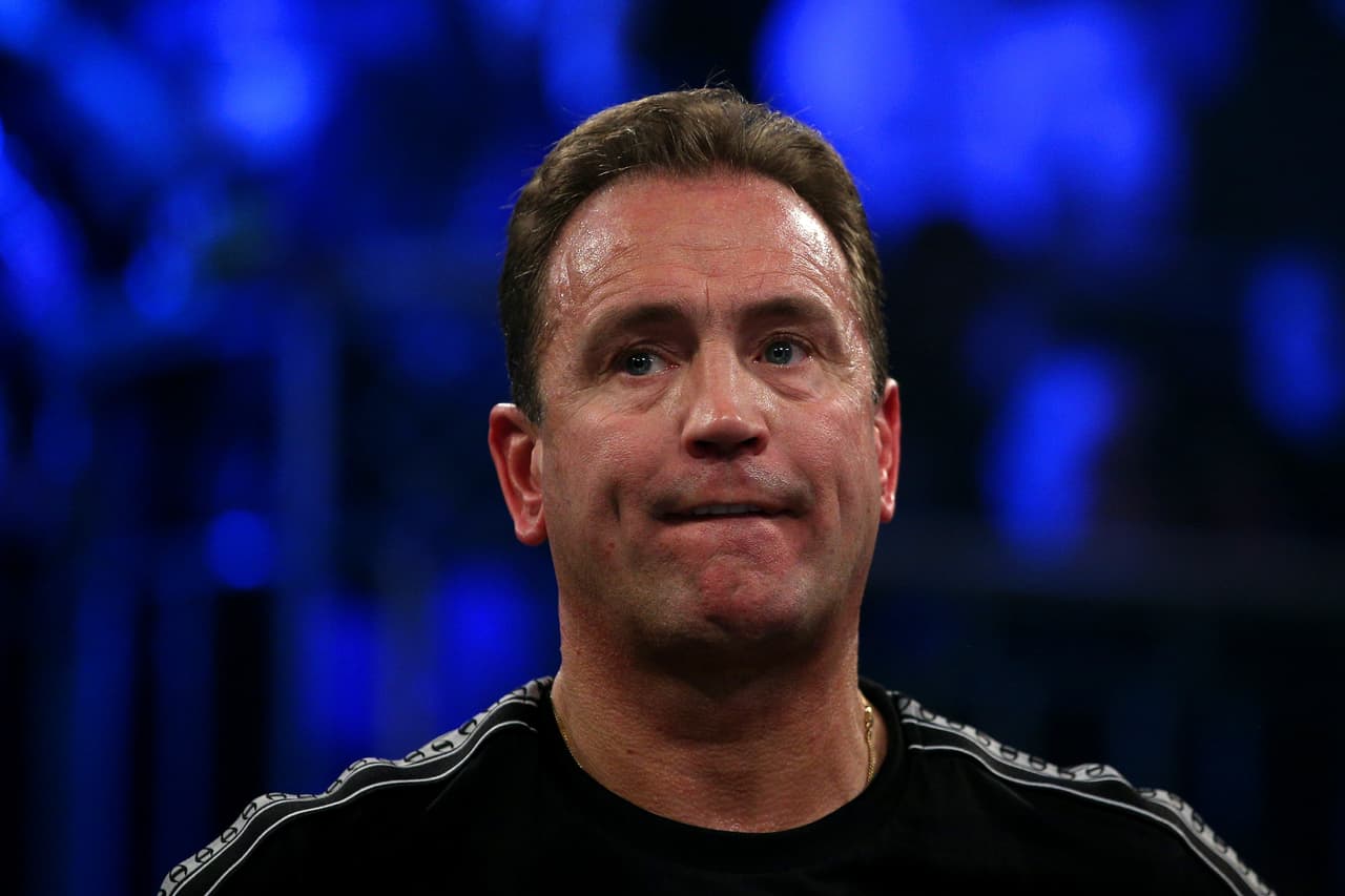 Tibbs, entrenador de Billy Joe Saunders, se queja de la lona