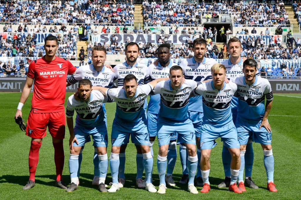 <b>6) Lazio</b>. El equipo de la capital italiana tiene un valor de 337.7 millones de dólares invertido en su nómina, que en la campaña 2018-19 de la Serie apenas le alcanzó para el octavo sitio con 55 puntos, aunque aspiran a escalar posiciones si se combinan triunfos suyos y derrotas de los rivales.