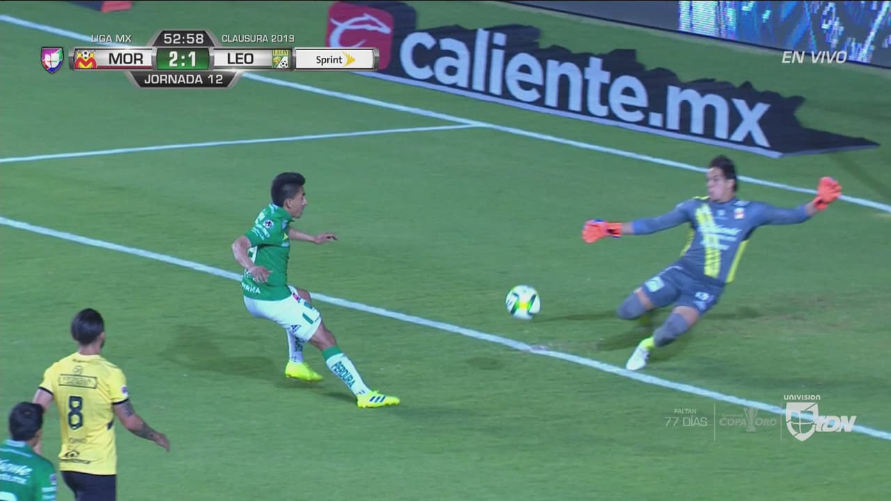 ¡Qué OSO de Sosa! Ni cómo defenderlo en el descuento de León al Morelia