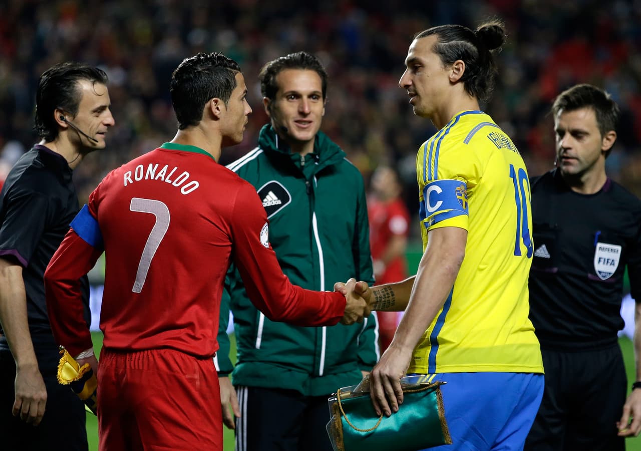 Cristiano Ronaldo junto a Zlatan Ibrahimovic