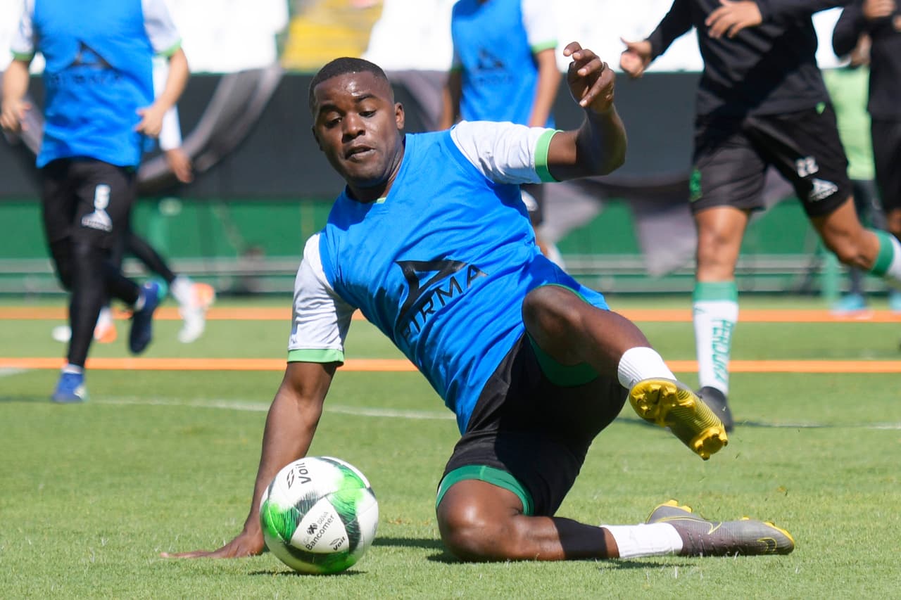 La 
<b>Final del Clausura 2019</b> de 
<b>Tigres vs León</b> tiene al equipo verde en preparación intensa por el soñado título de 
<b><a href="https://www.univision.com/deportes/futbol/liga-mx" target="_blank">Liga MX</a></b> y el primer capítulo será en el juego de ida, donde esperan ratificar la gran temporada hecha hasta ahora.