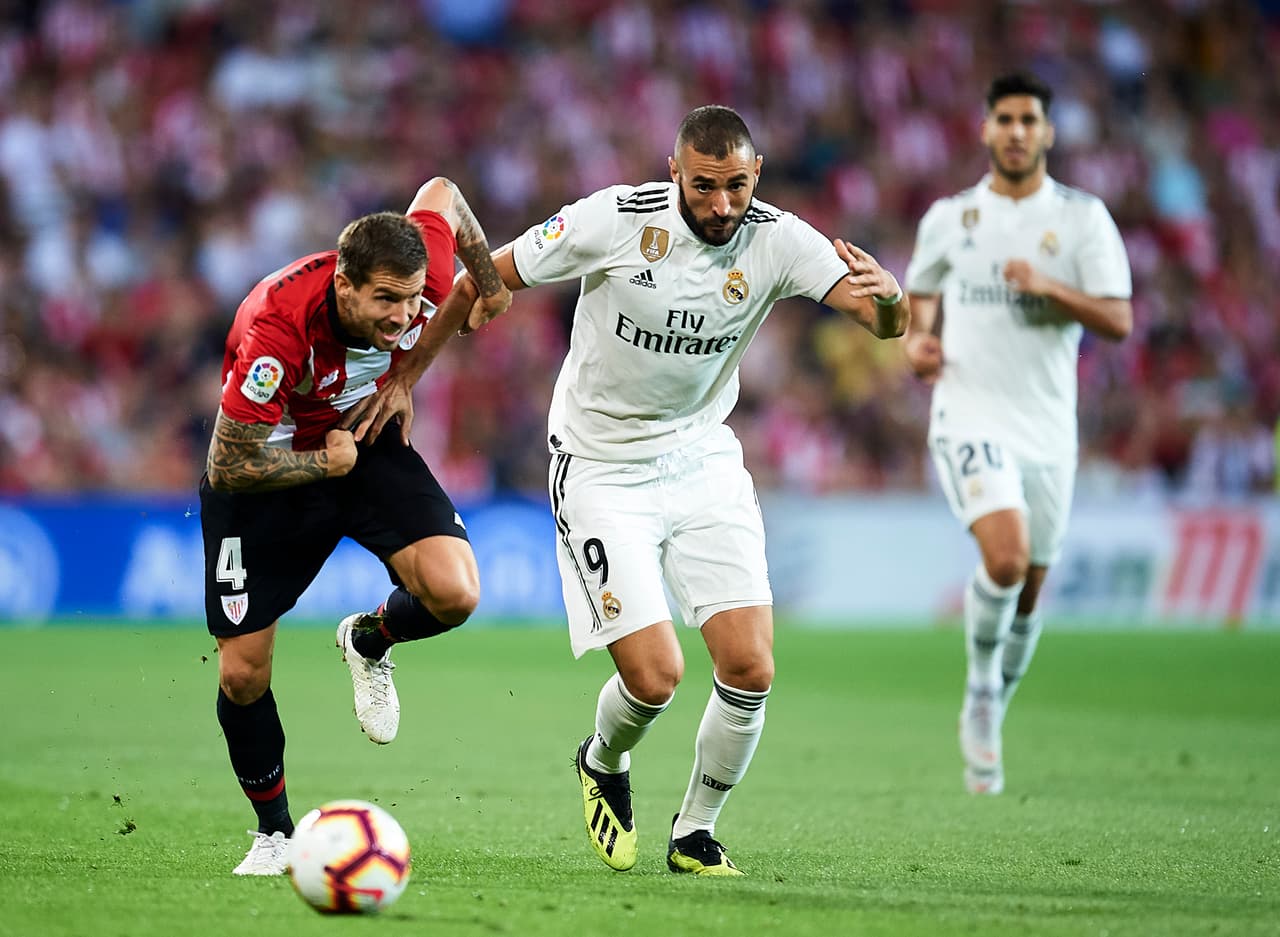 En los minutos finales el equipo blanco buscó por todos los medios anotar el gol de la diferencia para dar alcance al FC Barcelona, pero no lo pudieron conseguir.