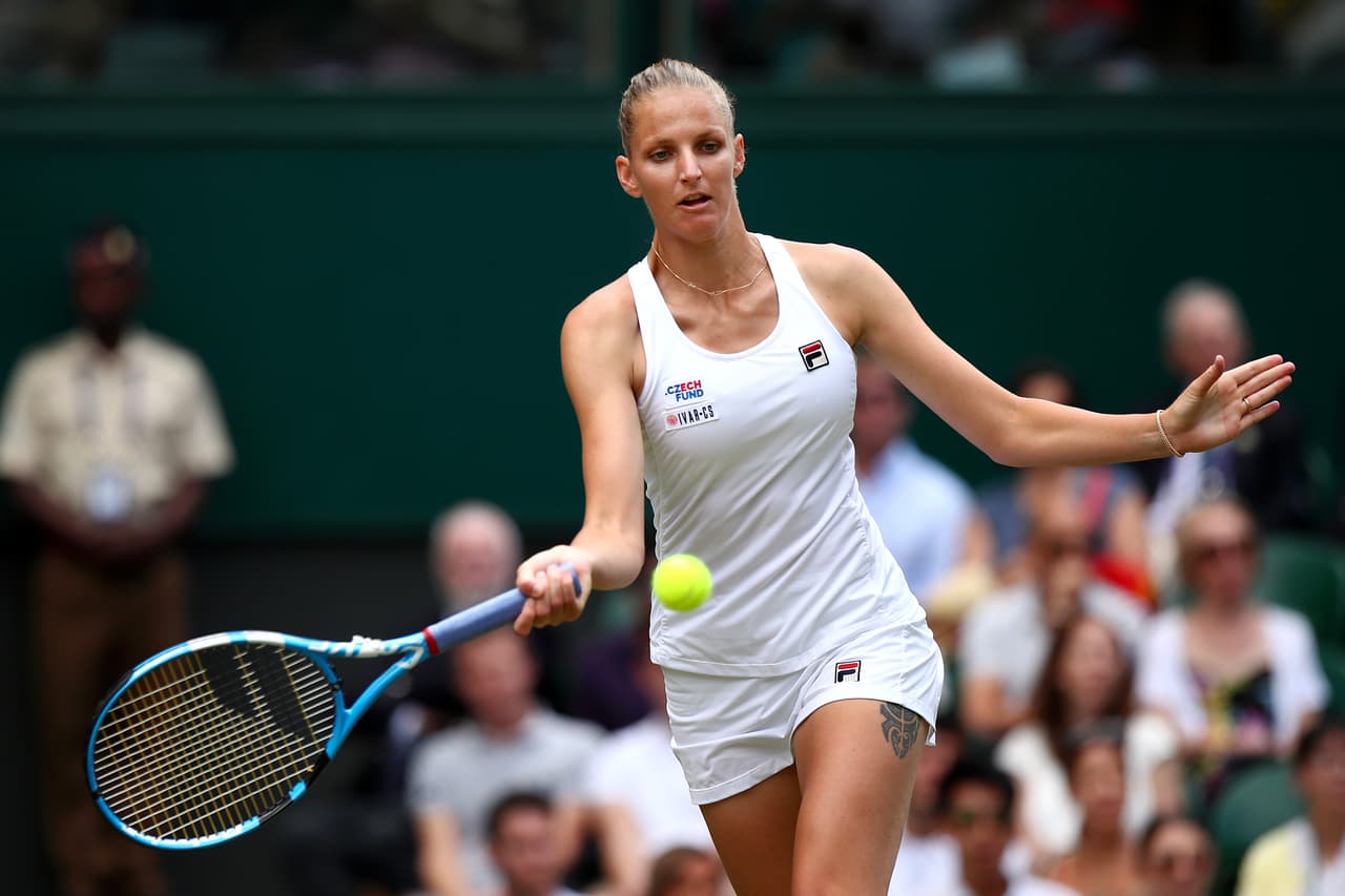 La checa Karolina Pliskova (foto) derrotó 6-0, 6-4 a la puertorriqueña Monica Puig, que a pesar de haber pasado a segunda ronda del Abierto de Wimbledon tras seis años no pudo superar esta fase y dejó a Latinoamérica sin una de sus esperanzas femeninas.
