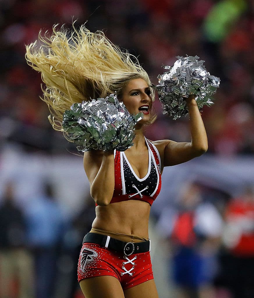 Los Atlanta Falcons tuvieron la ofensiva más explosiva de la NFL esta temporada y lucharan por un pase a la Final de división ante los Seahawks. Gran parte de su éxito se debe al apoyo incondicional que les brindaron sus bellas cheerleaders.