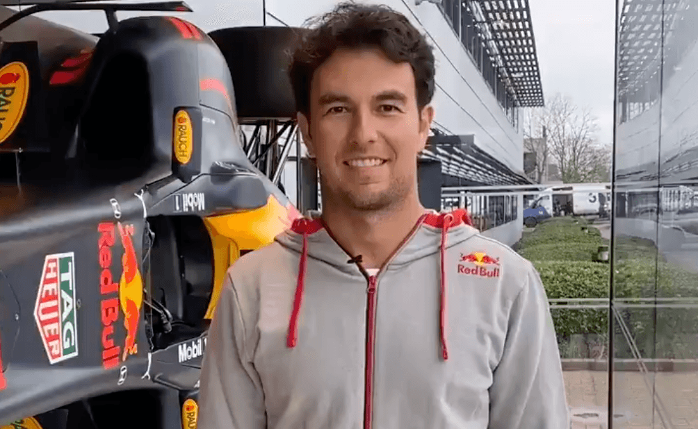 Sergio 'Checo' Pérez ya viste la ropa de RedBull para 2021