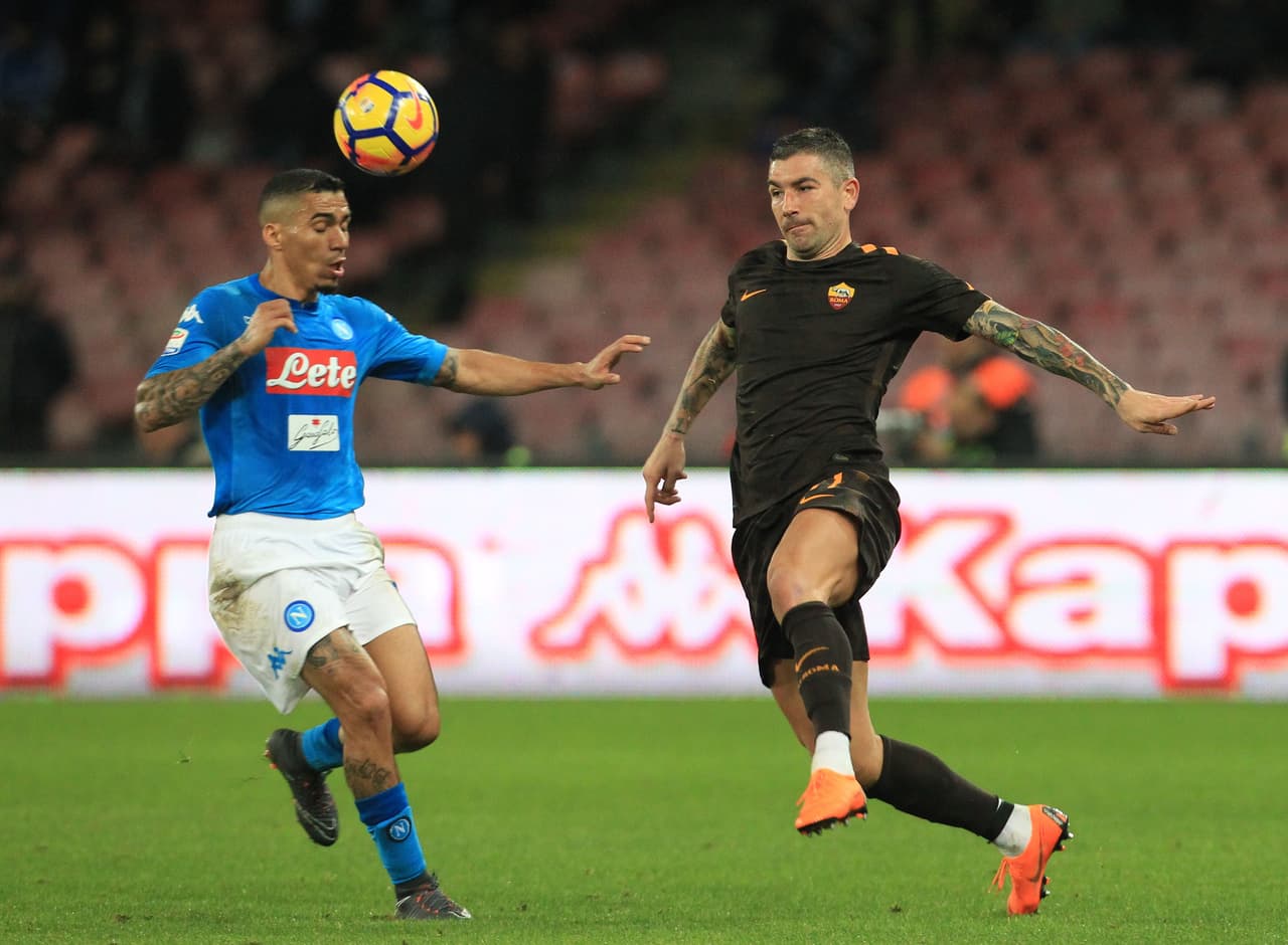 Roma fue mucho más agresivo durante el partido y fue arrollador en condición de visitante, toda una sorpresa para Nápoles.