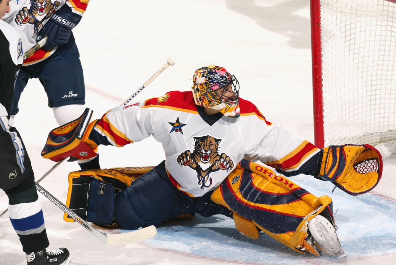<b>Roberto Luongo</b>. Tomado en el Draft de la NHL de 1997 por los New York Islanders, el guardameta nacido en Quebec debutó en la liga de hockey sobre hielo en 1999 con los neoyorquinos.