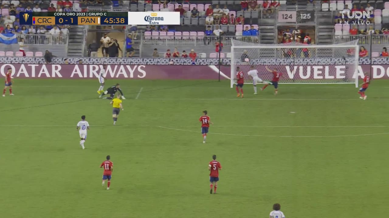 Panamá coquetea con el segundo gol al inicio del complemento