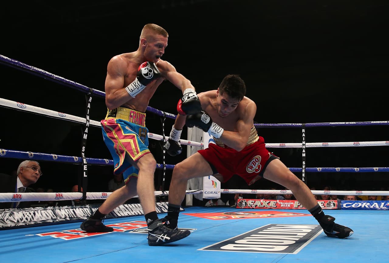 Terry Flanagan ganó por TKO a José 'Chon' Zepeda