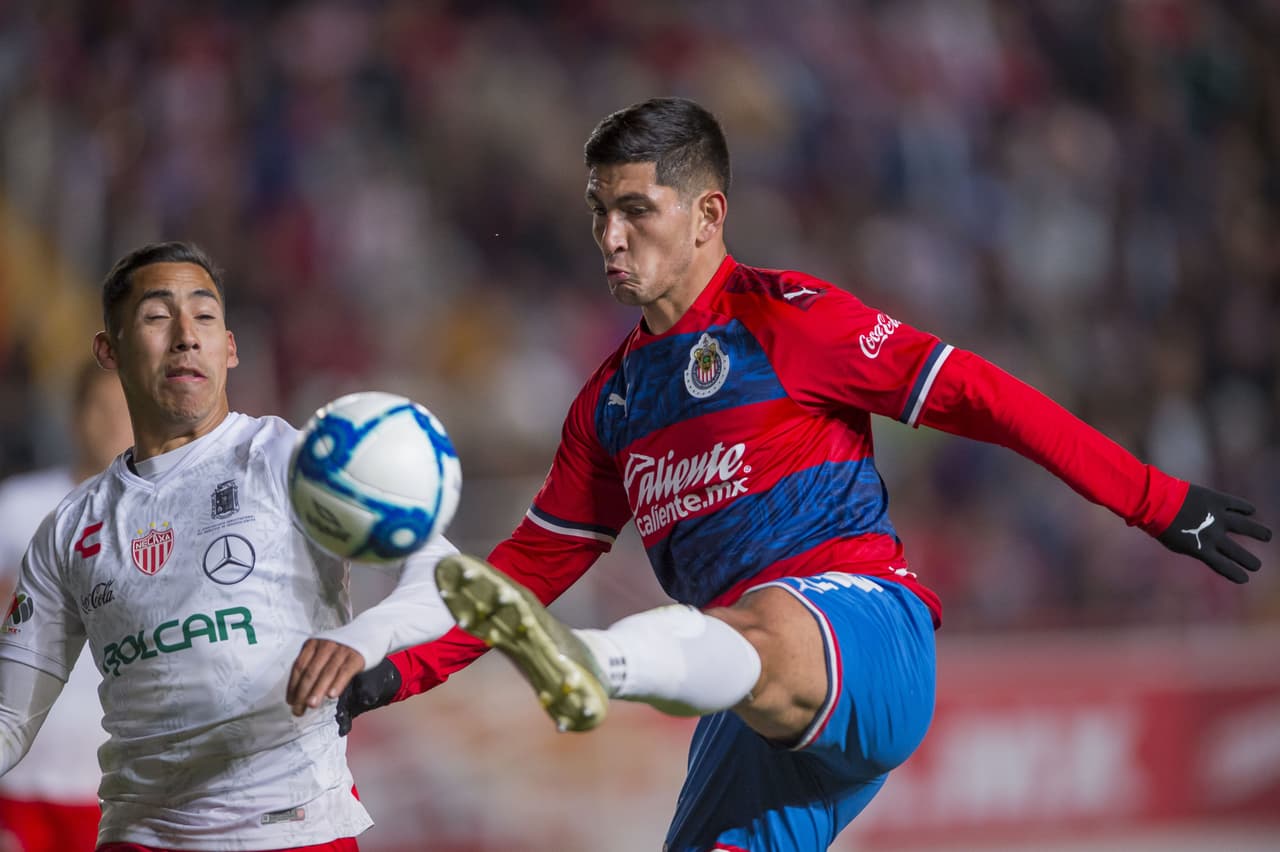 'Pocho' Guzmán, refuerzo de Chivas, descartado para jugar ante Juárez
