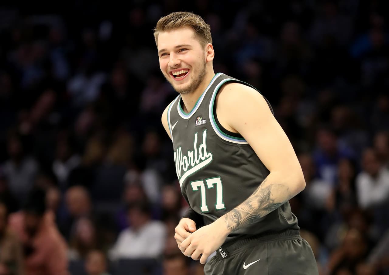 Luka Doncic: llegó desde el Real Madrid Baloncesto y su primer año en la NBA ha dejado grandes impresiones. Son 20.7 puntos por partido, 7.2 rebotes y 5.6 asistencias las que tienen al esloveno como firme candidato a ganar este galardón.
