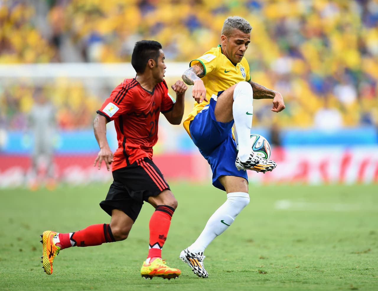 Hombres como José Juan Vázquez y Héctor Herrera también brillaron en defensa y ataque.