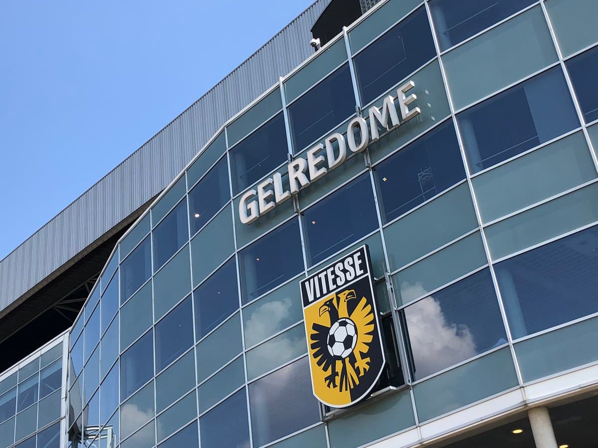 El Gelredome de Arnhem recibió el último juego de la jornada 29 en la Eredivisie.