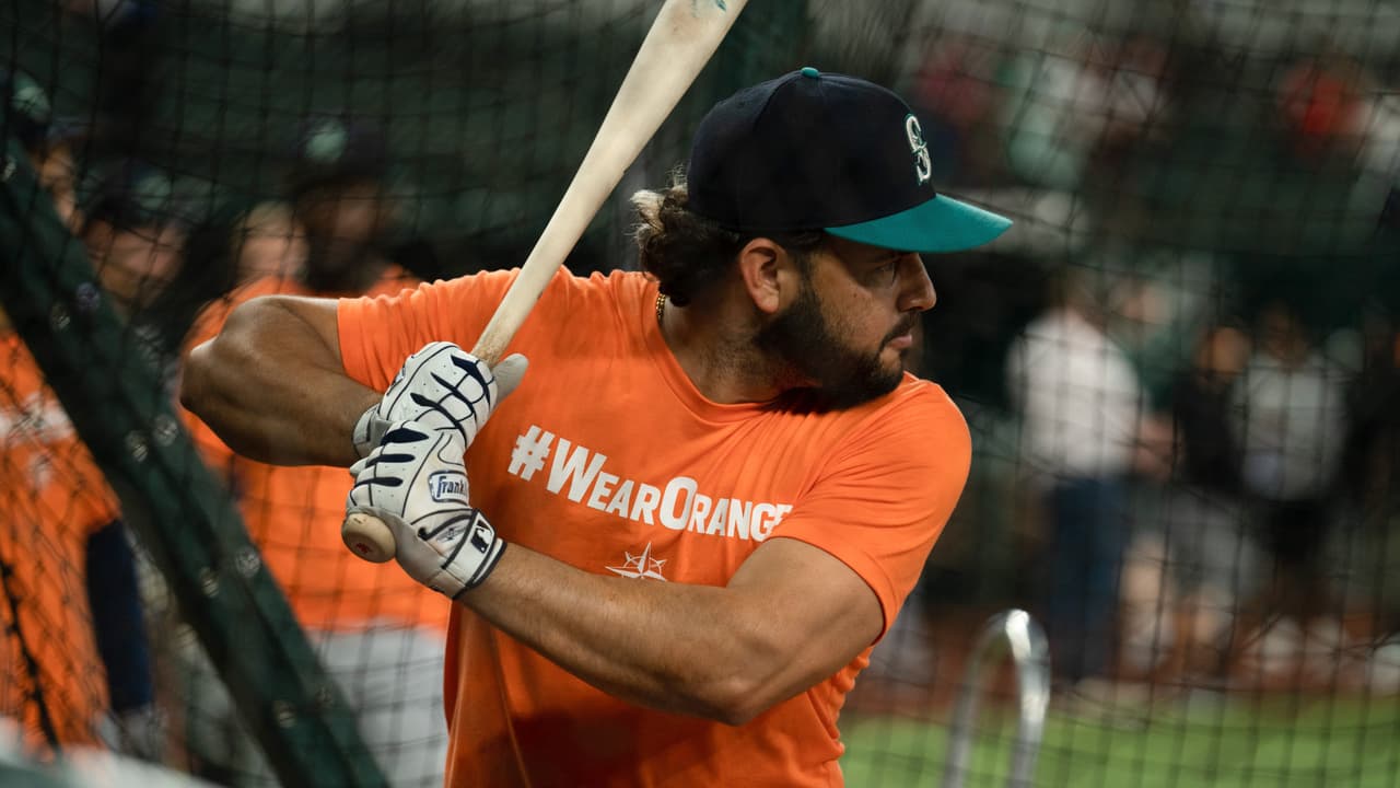 Equipos de las diferentes ligas deportivas en los Estados Unidos acudieron al llamado 'Wear Orange' para crear consciencia sobre la violencia generada por las armas en el mundo.