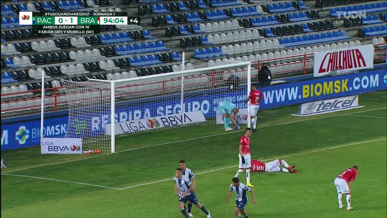 ¡GOL!  anota para Pachuca. Mauro Quiroga