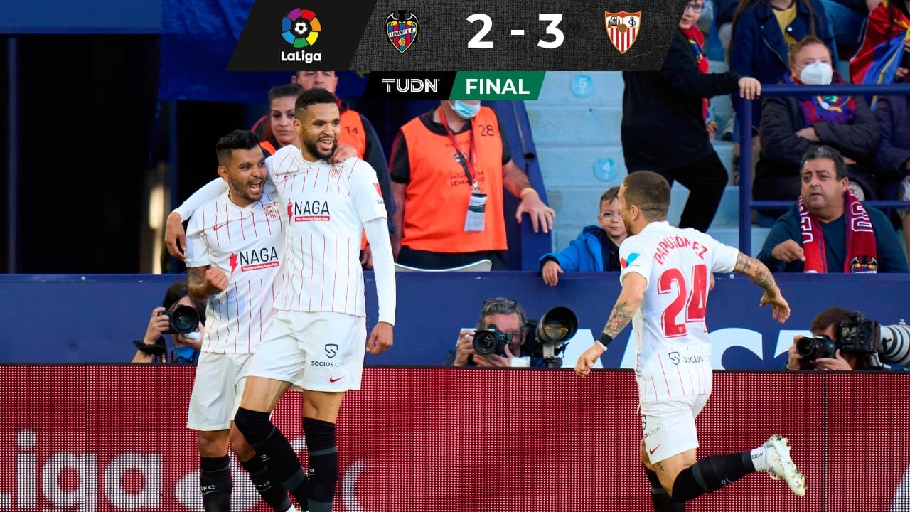 Tecatito marca sus primeros dos goles en triunfo de Sevilla
