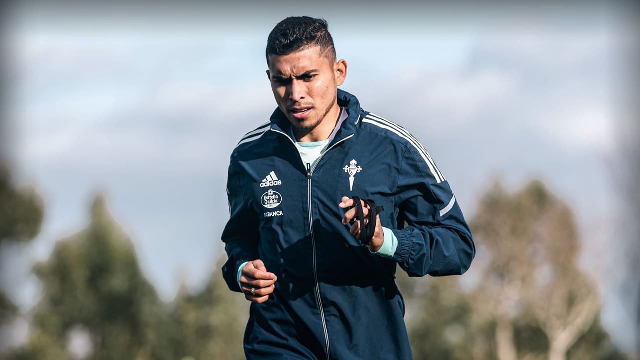 Orbelín completa su primer entrenamiento como jugador del Celta