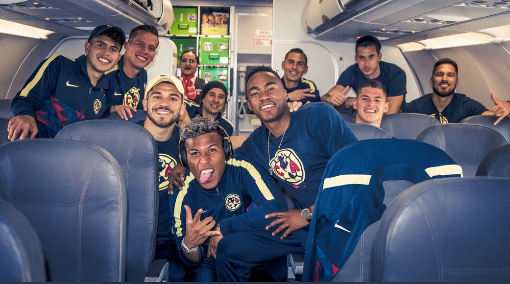América llegó a Monterrey con equipo completo