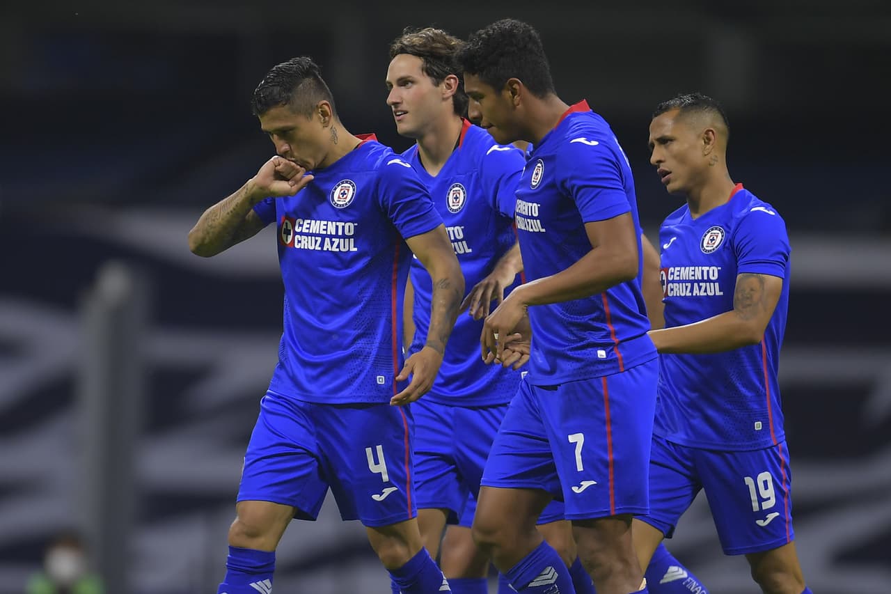 ‘Cata’ Domínguez remató un rebote de tiro de esquina para vencer el arco de Malagón.