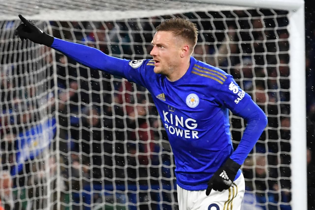 8 Vardy – Leicester | El promedio del inglés es de 0.73 en la Premier League. Ha conseguido 19 goles en 26 encuentros.