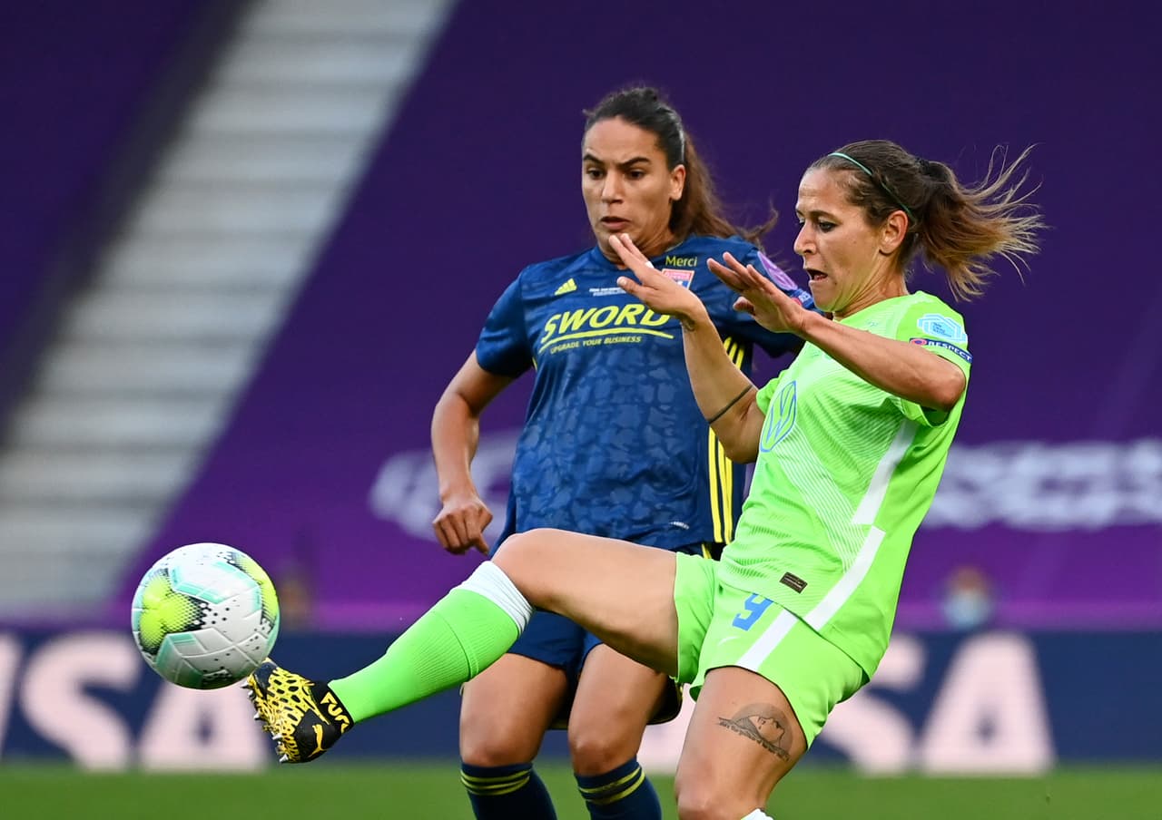 Con goles de Le Sommer, Kumagai y Gunnarsdottir por parte del Lyon, el equipo francés levanta su quinta copa consecutiva y séptima en su historia. Wolfsburg simplemente no pudo y sólo anotó una diana.