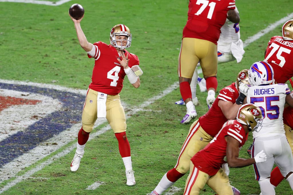 Josh Allen lanzó más de 300 yardas y cuatro pases de anotación en la victoria 34-24 sobre los San Francisco 49ers.