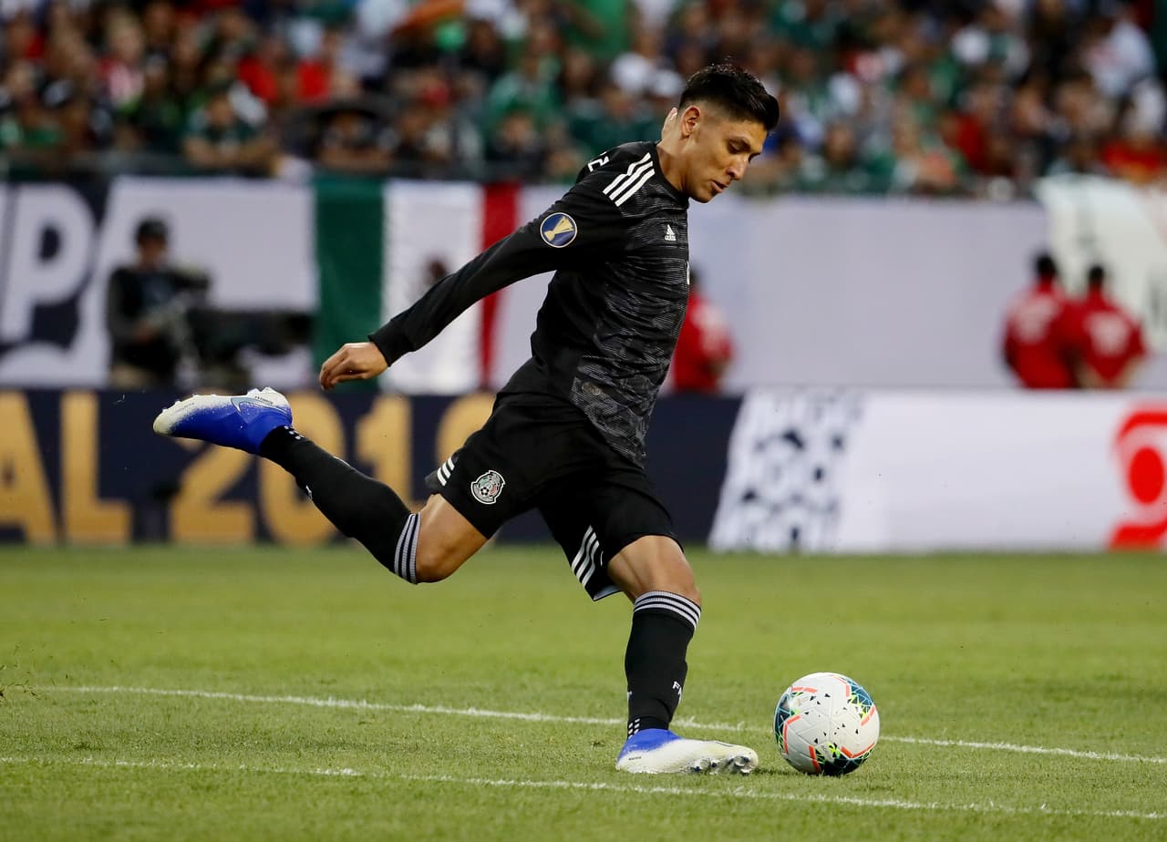 Edson Álvarez es una de las mayores promesas del continente. El centrocampista y defensor ya destaca con el Ajax.