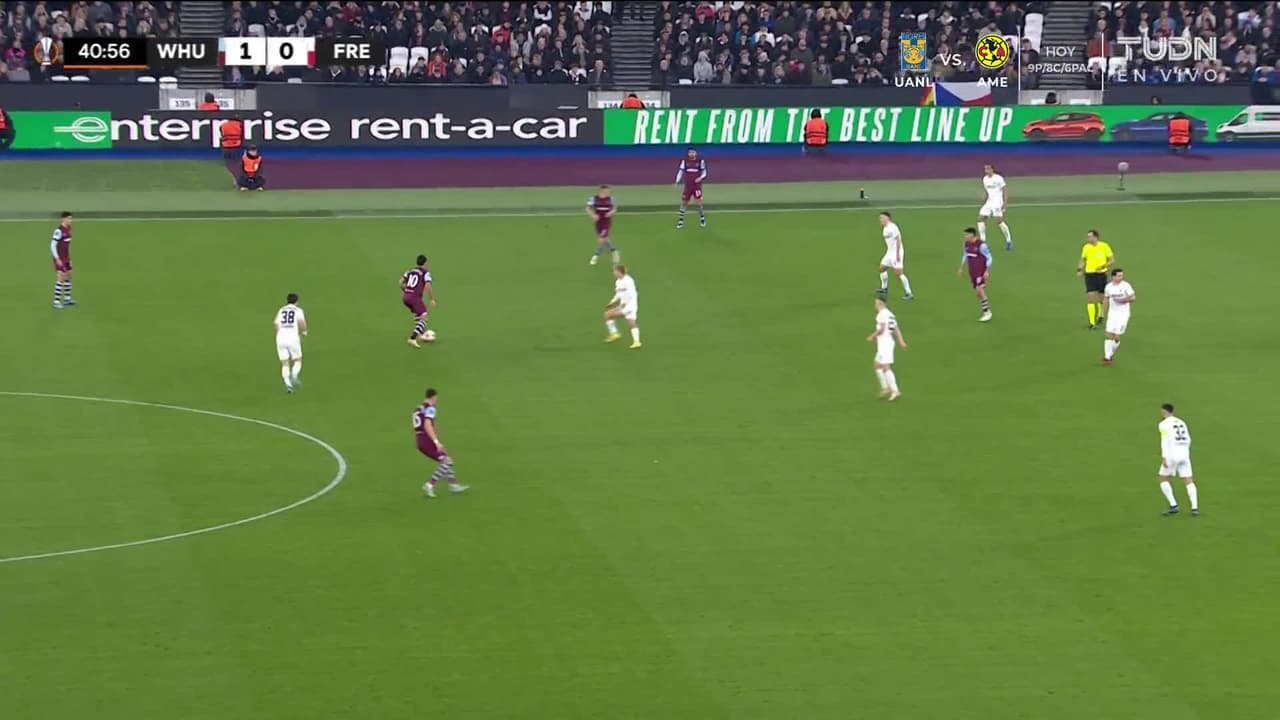 ¡GOL!  anota para West Ham United. Edson Álvarez