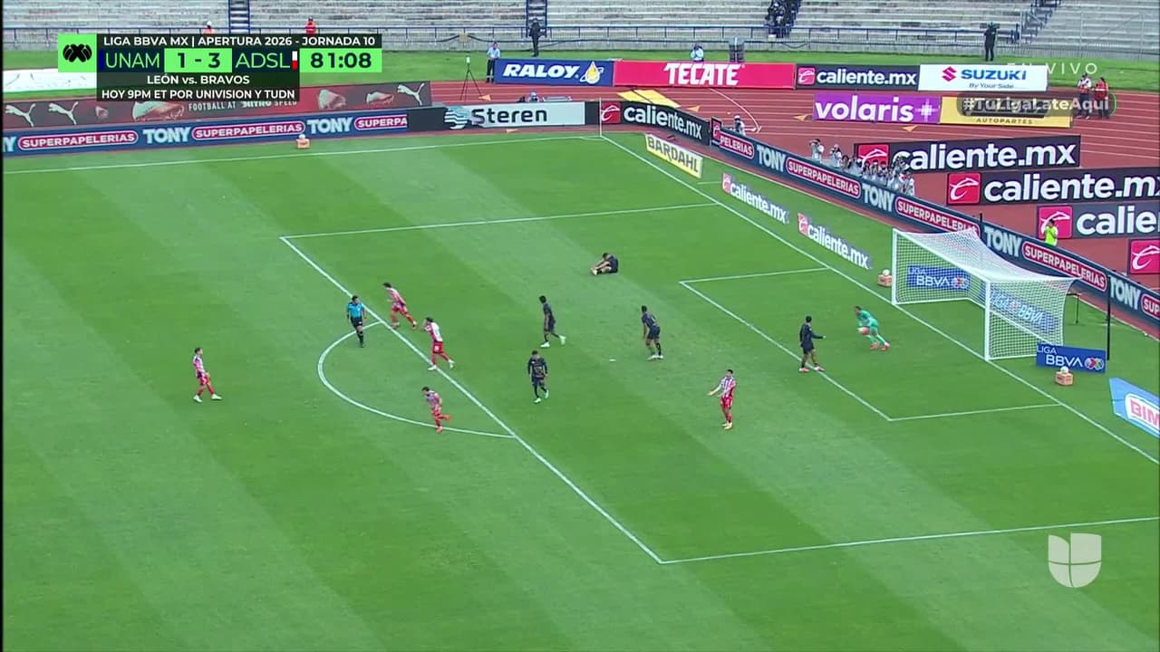 ¡TIRO ATAJADO! disparo por Sebastián Pérez Bouquet.